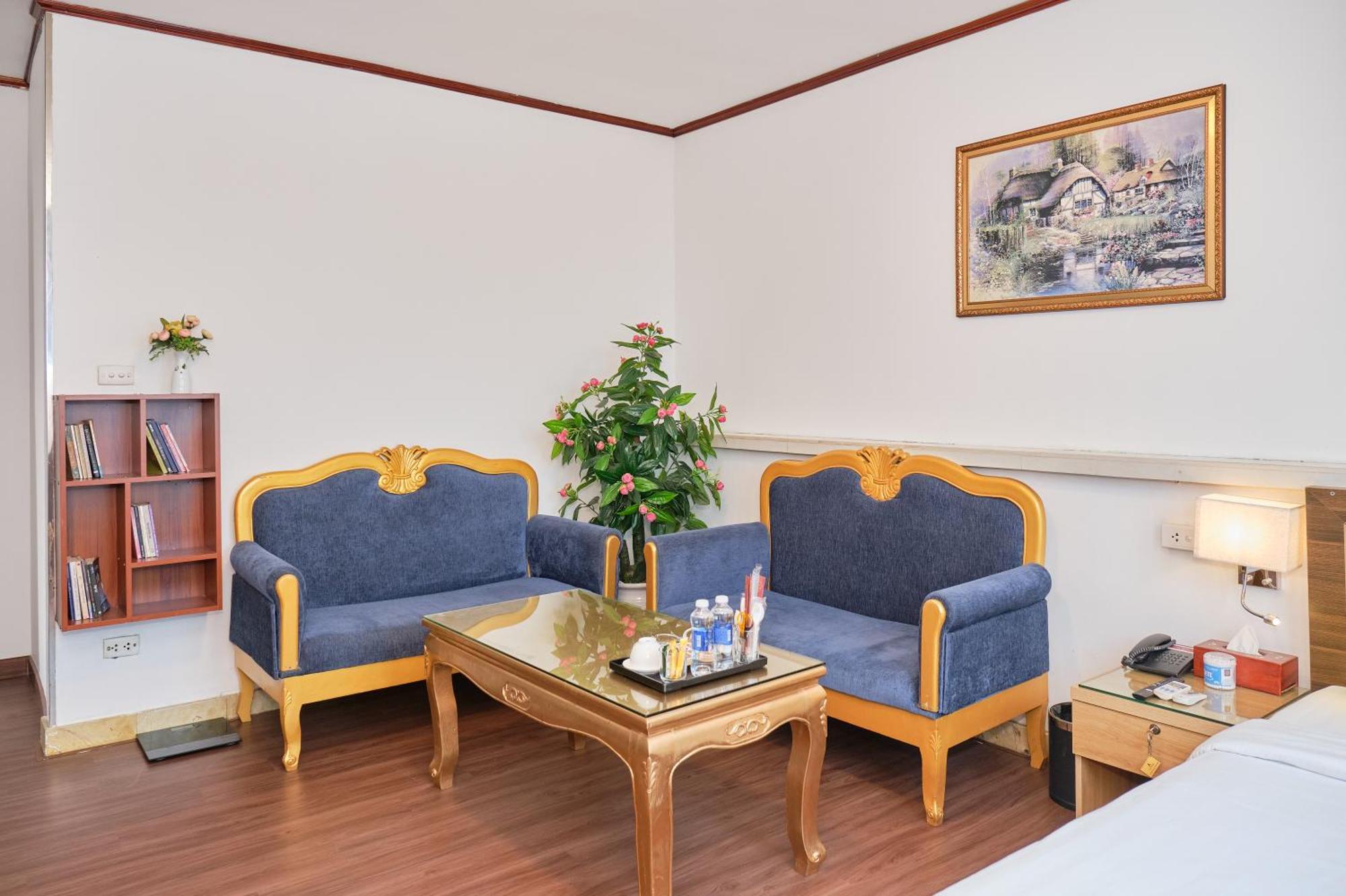 A25 Hotel - 12 Ngô Sỹ Liên Hanoï Extérieur photo