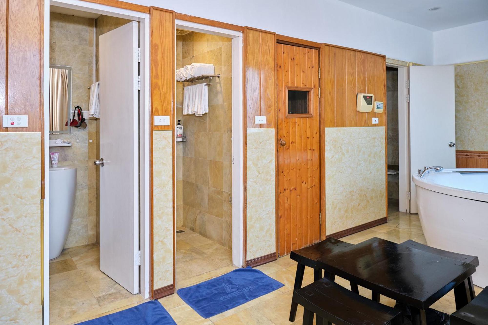 A25 Hotel - 12 Ngô Sỹ Liên Hanoï Extérieur photo